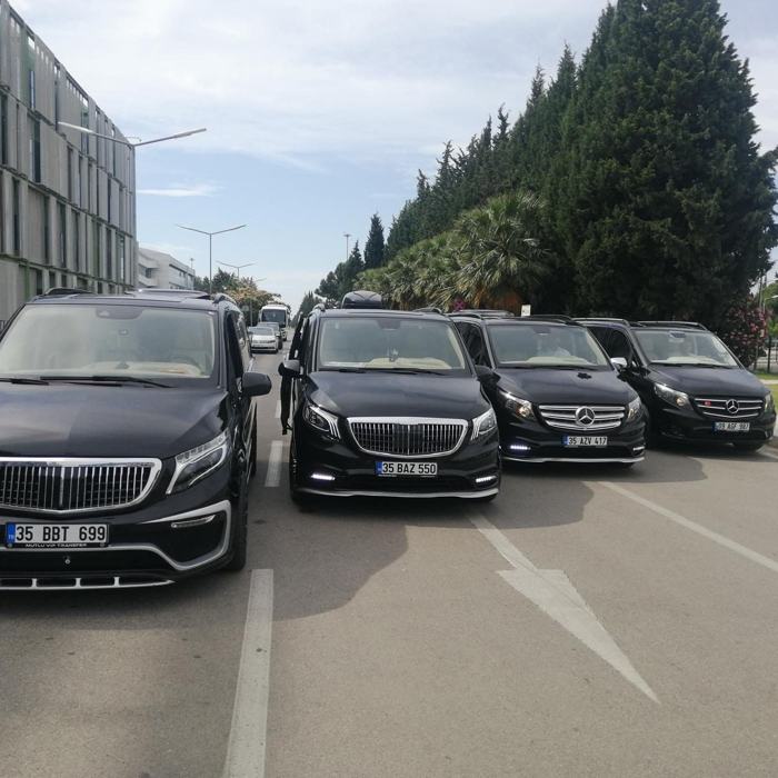 Mercedes Vito filomuz yan yana